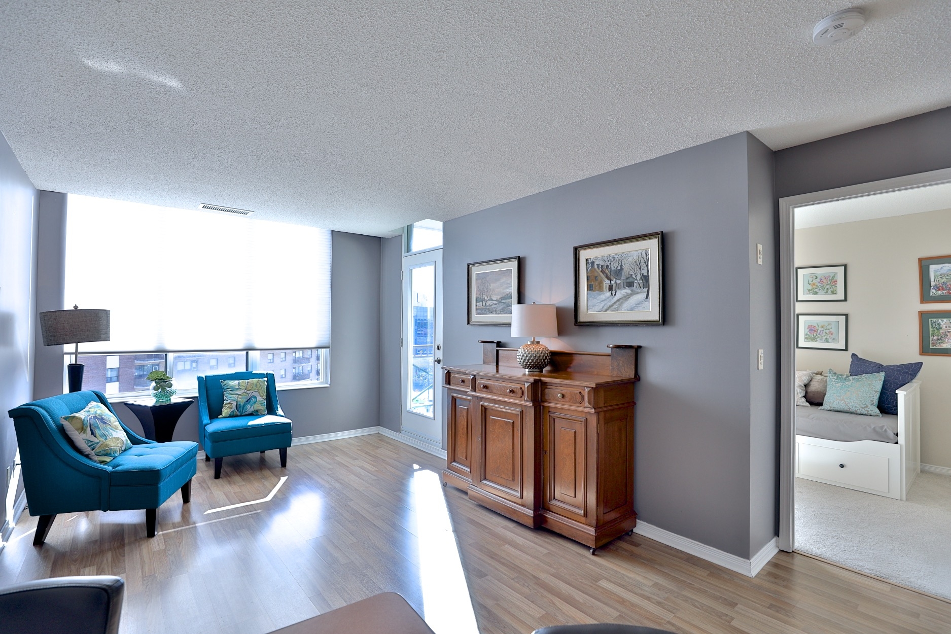 » Don Mills/Lawrence